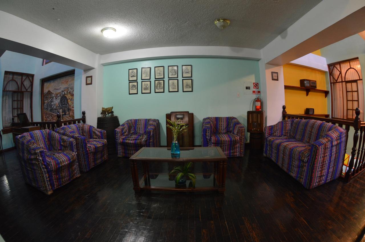 ריובמבה Hotel Estacion מראה חיצוני תמונה