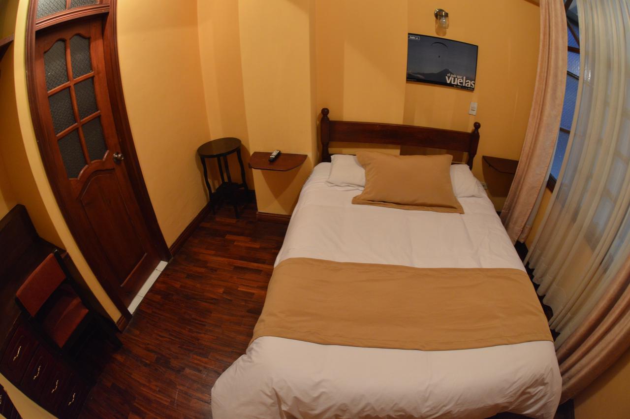 ריובמבה Hotel Estacion מראה חיצוני תמונה