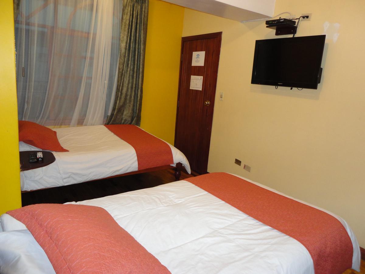ריובמבה Hotel Estacion מראה חיצוני תמונה